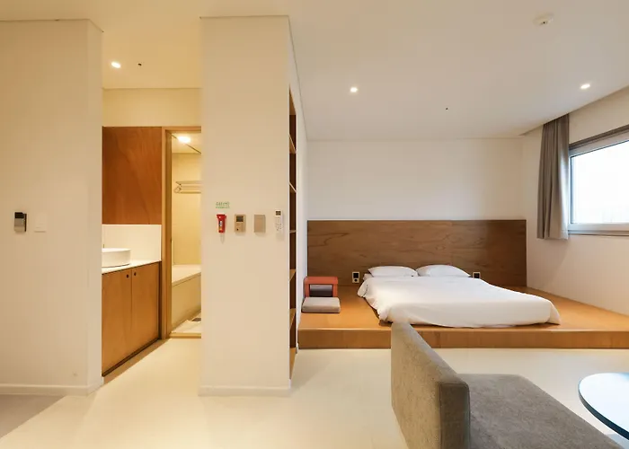 Hotel Mangrove Sinseol 2*